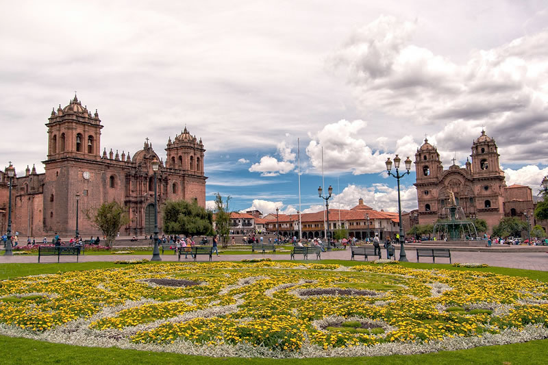 plaza-armas-cusco